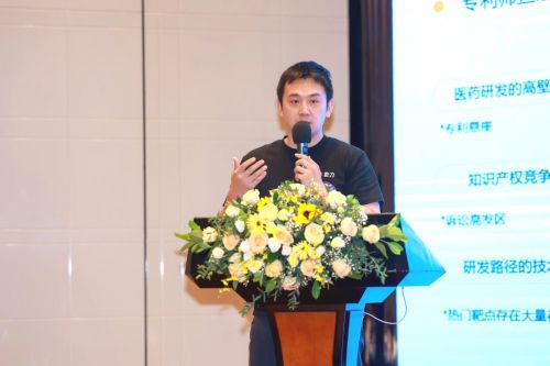 赵凡.jpg