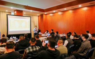 当消费行业迎来“数智跃迁”，AI如何成为增长新引擎？